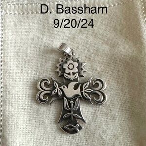 James Avery LaPrimavera Cross Pendant